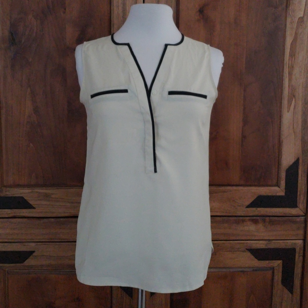 🎈Ann Taylor blouse